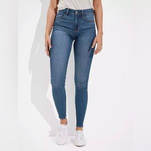 American Eagle Medium Wash Skinny Jeans 0R